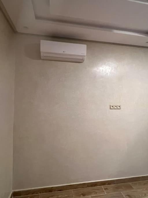 Appartement Proche Aeroport Marrákes Kültér fotó